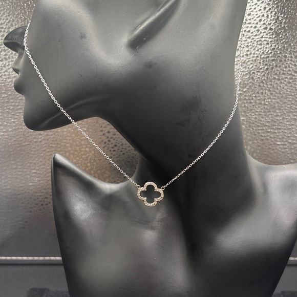 Elegant Sterling Silver Flower Pendant Necklace